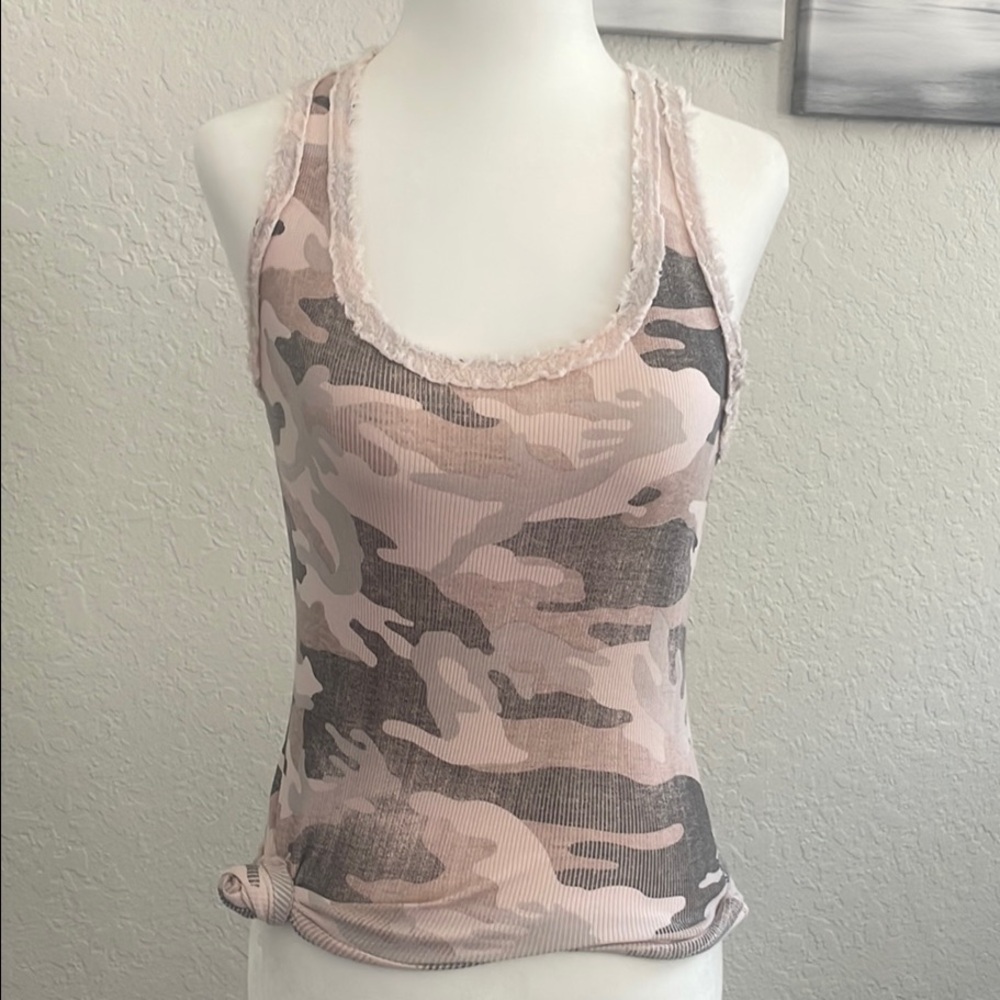 Camouflage cute Pink Tank Top